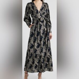 NWT Ciebon Issa Elegant Black printed metallic wrap Maxi Dress size M